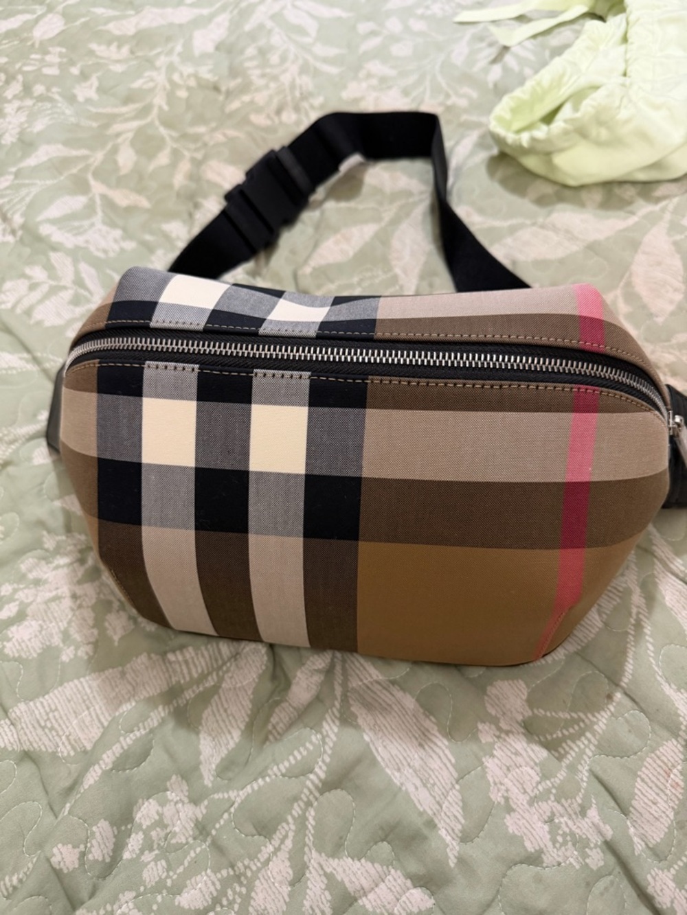 Authentic Burberry bumbag